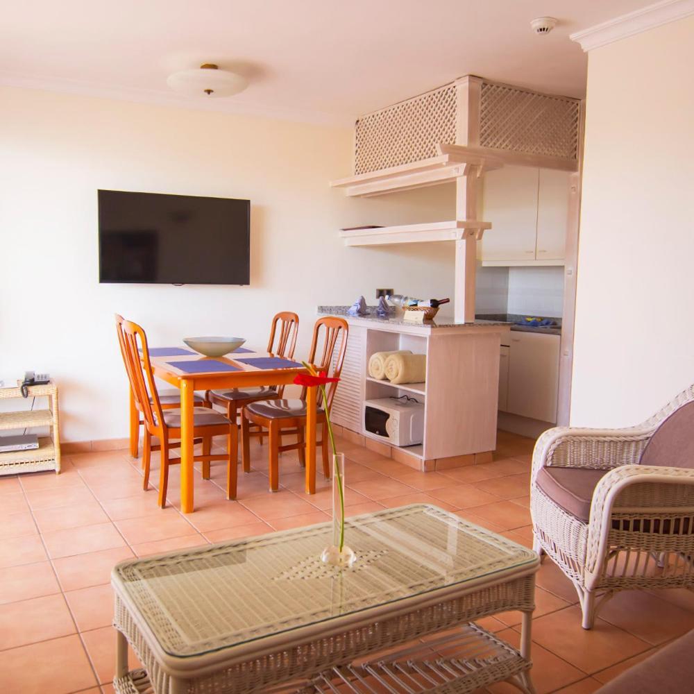 Apartment Hotel Taboga (Adults Only) 普拉亚戴尔雷安格莱斯 外观 照片